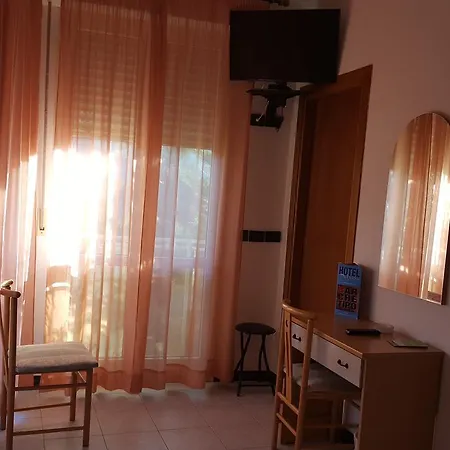Patrizia מלון 2*