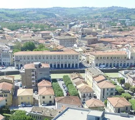 Patrizia 2* Сенигаллия